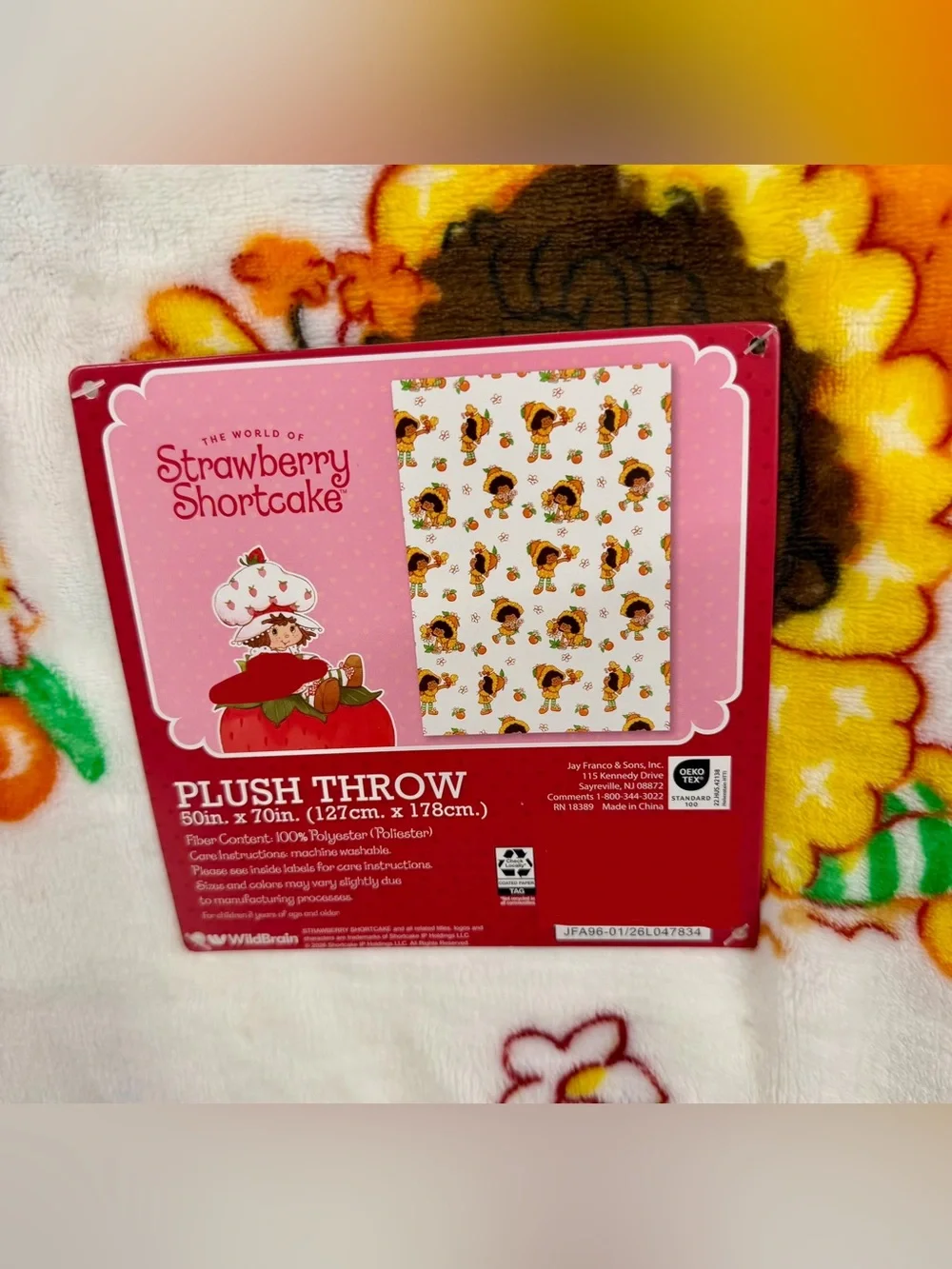 Strawberry shortcake plush blanket throw